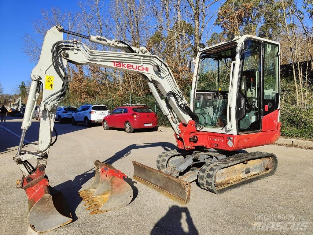 Takeuchi TB 230 小型挖掘机