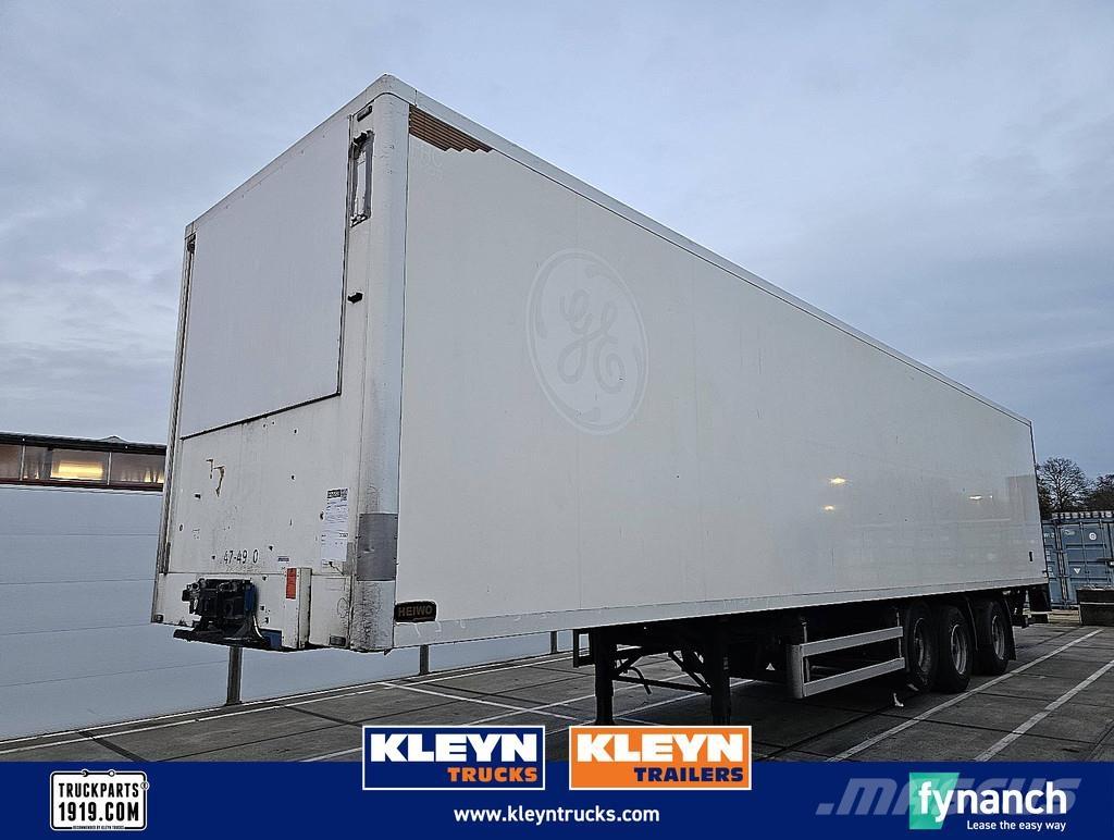 Pacton Z3-002 半挂厢式车