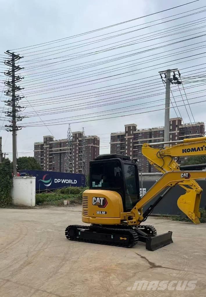 CAT 303.5 E CR 小型挖掘机