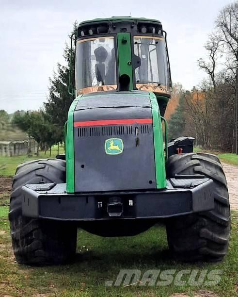 John Deere 1070 E 收割机