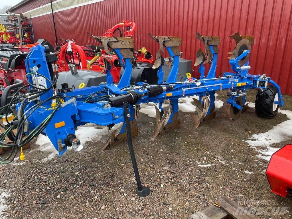 New Holland PHV4875H 双向犁