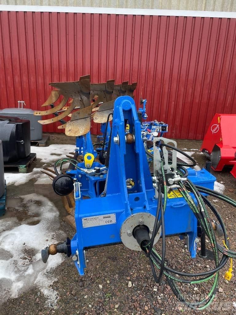 New Holland PHV4875H 双向犁