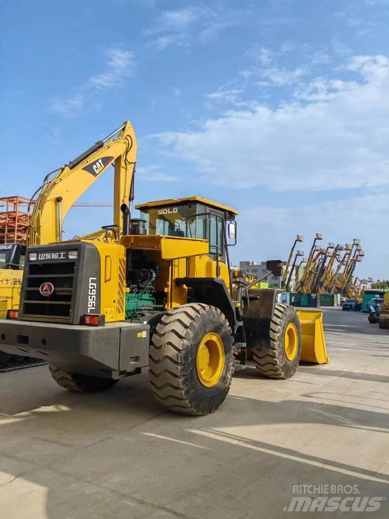 SDLG 956L 轮式装载机