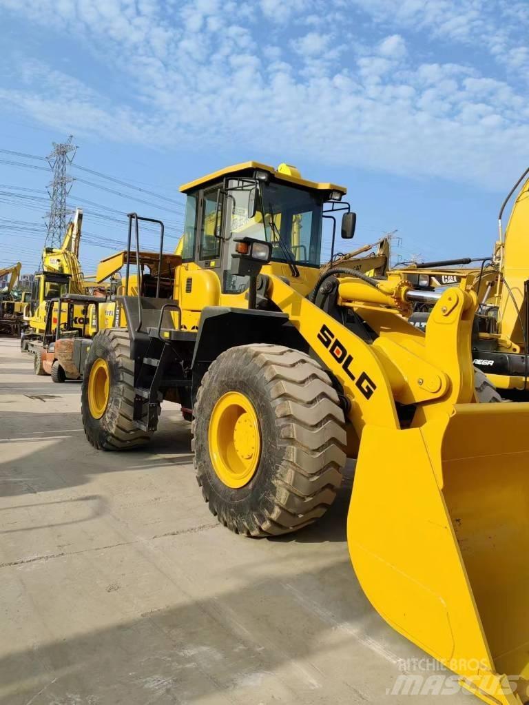 SDLG 956L 轮式装载机