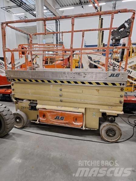 JLG 3246 ES 剪叉式升降机