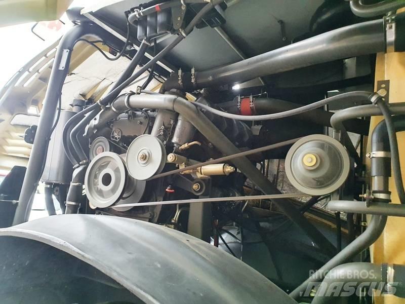 CLAAS Jaguar 940 自走式青贮饲料收割机