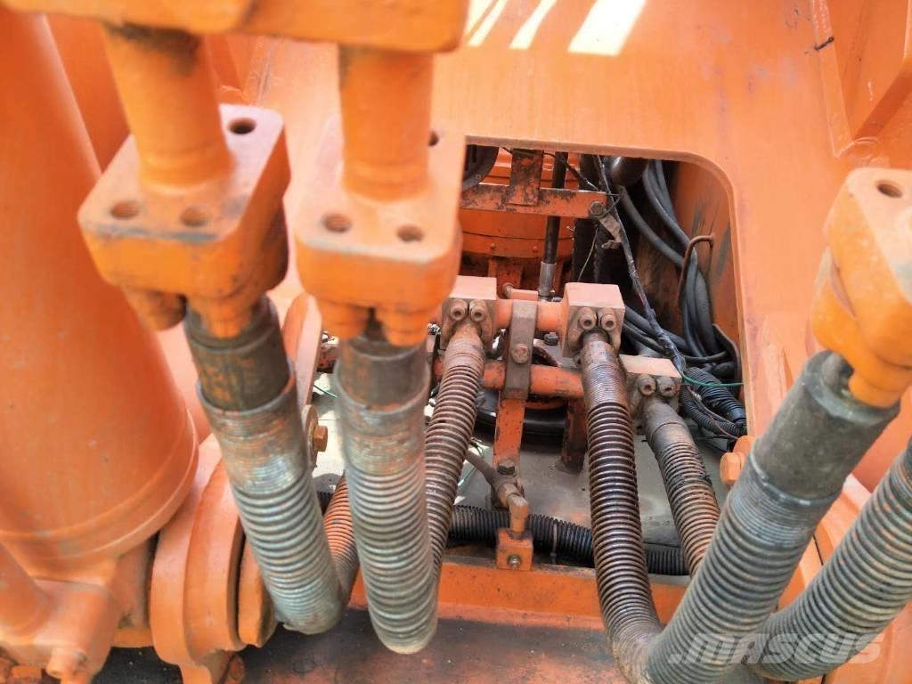 Doosan 225 履带挖掘机
