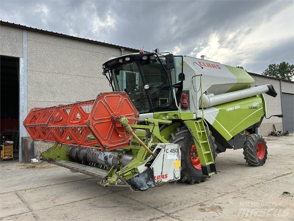 CLAAS Tucano 320 联合收割机