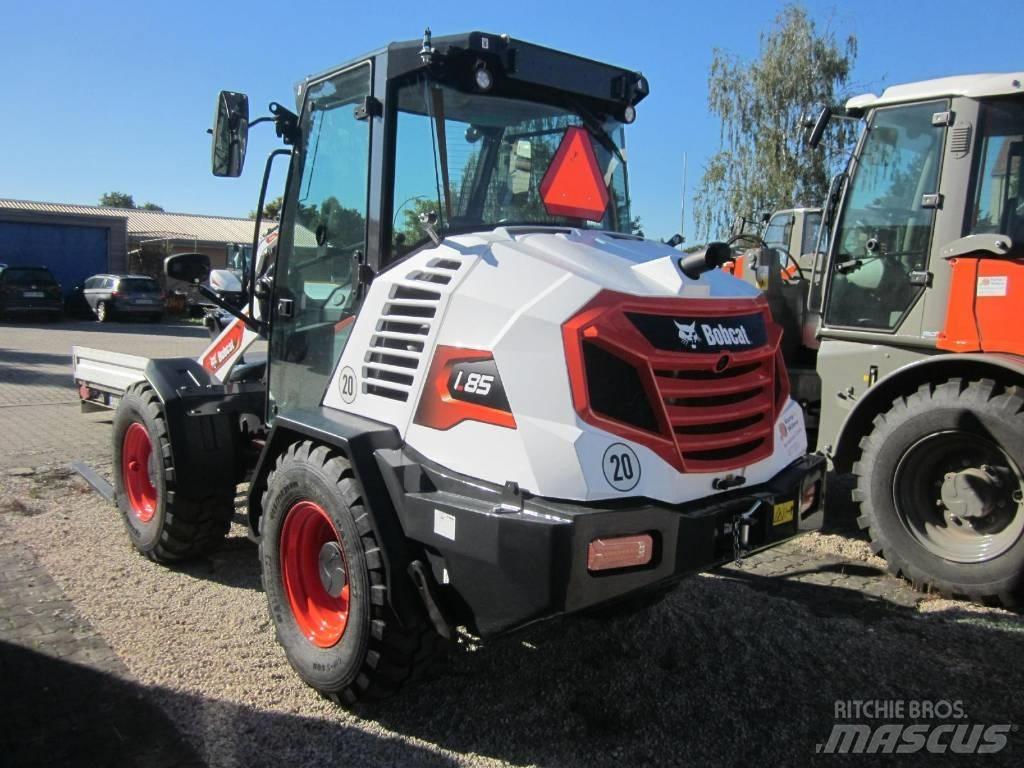 Bobcat L85 滑移装载机