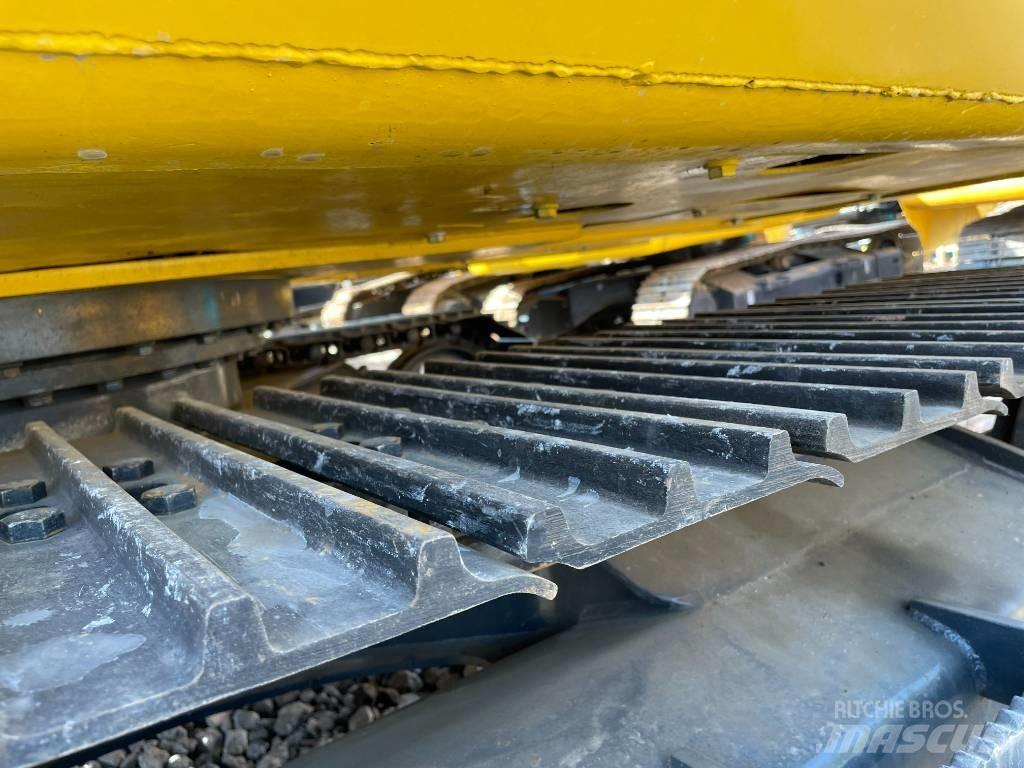 Komatsu 130-7 履带挖掘机