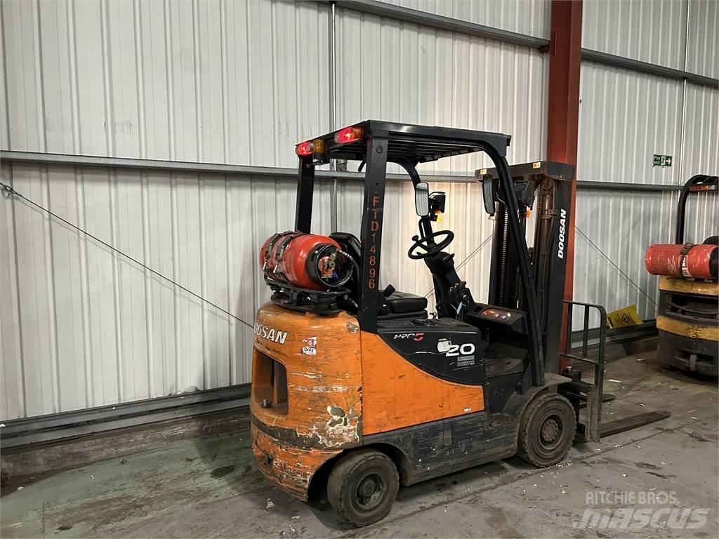 Doosan G20SC-5 天然气叉车