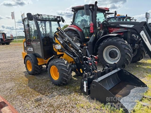 JCB 403 滑移装载机