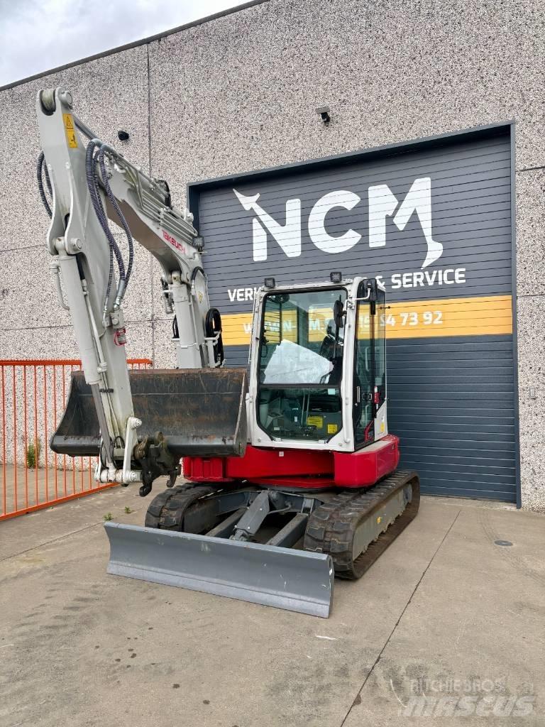 Takeuchi TB 257 FR 小型挖掘机
