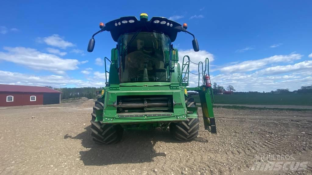 John Deere W 540i 联合收割机