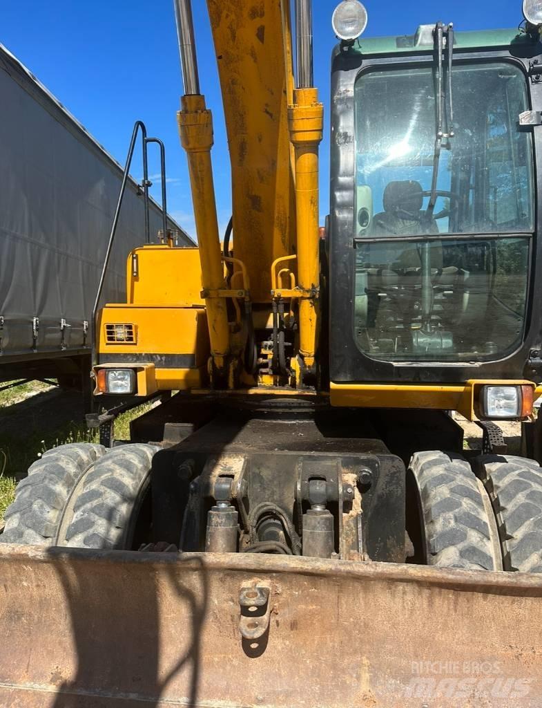 JCB JS 145 W 轮式挖掘机