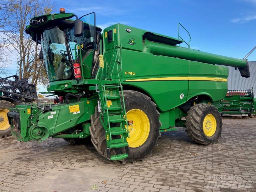 John Deere S 780 联合收割机