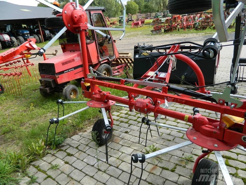 DCM GVF 560 3PN 犁耙和摊草机