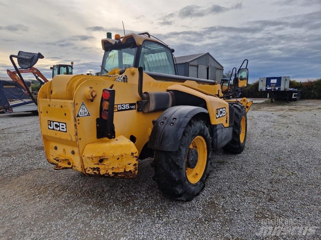 JCB 535140 伸缩臂叉装车|叉装车