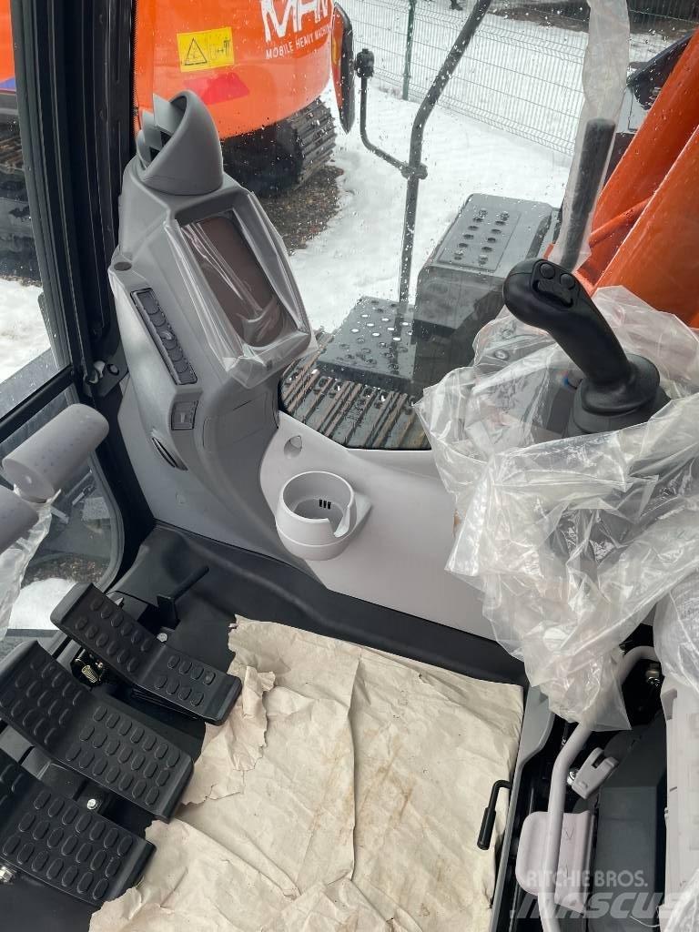 Hitachi ZX 130-6 履带挖掘机