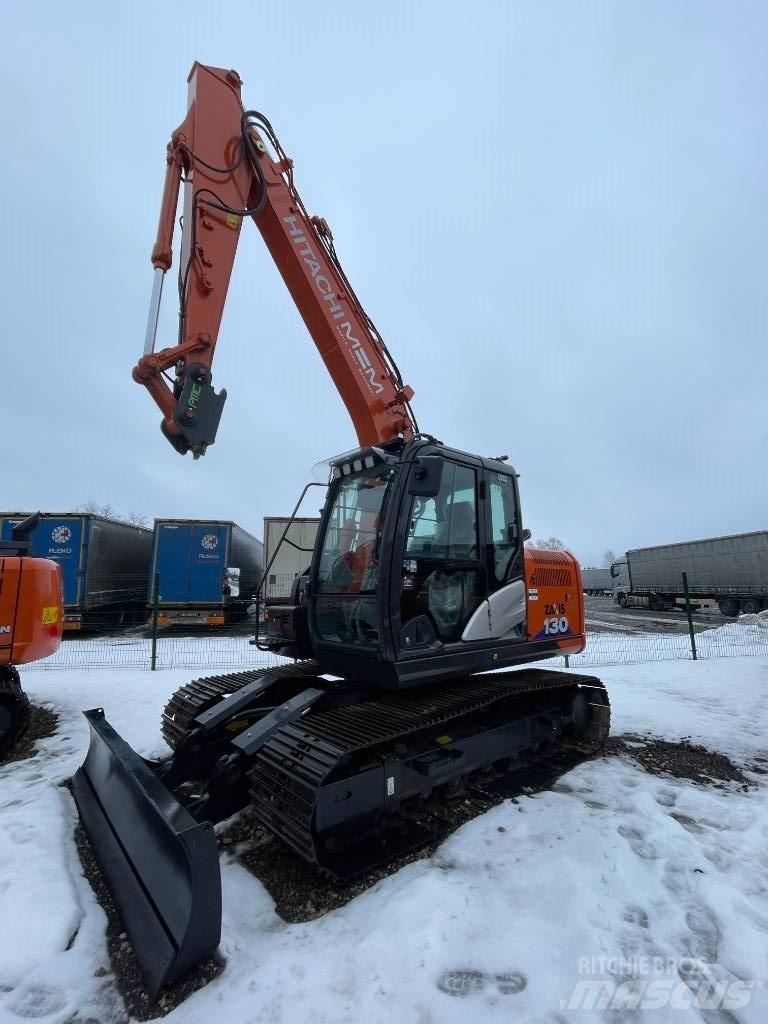 Hitachi ZX 130-6 履带挖掘机
