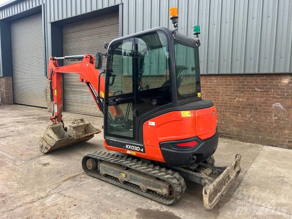 Kubota KX 030-4 小型挖掘机