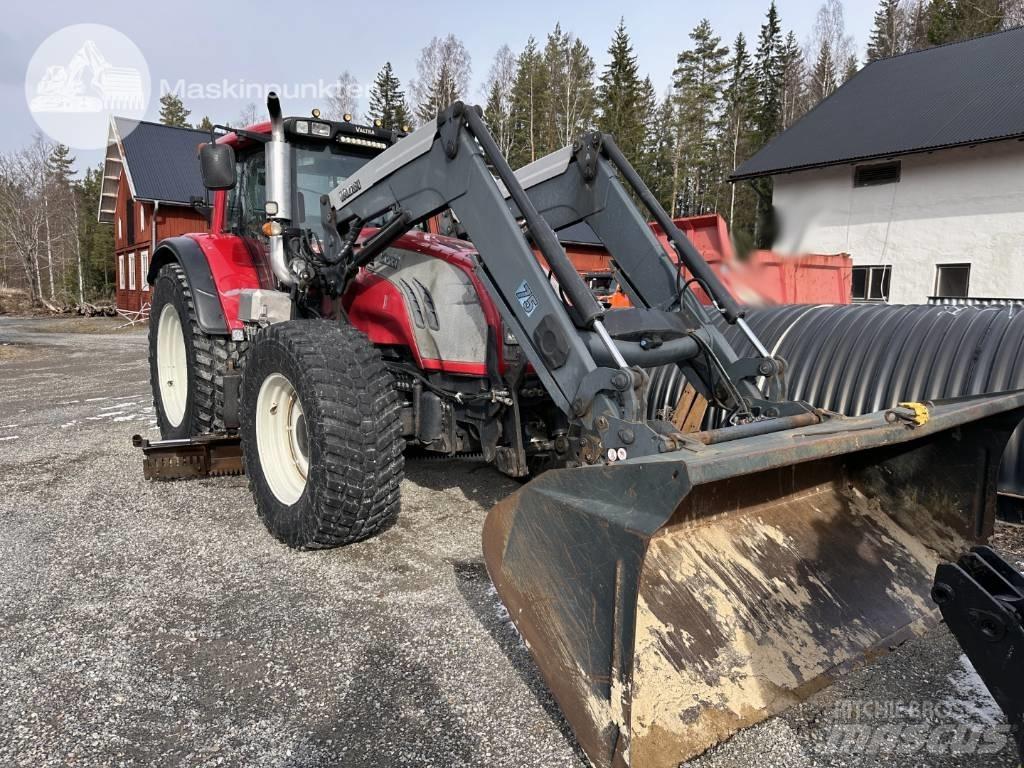 Valtra T 202 拖拉机/农用车
