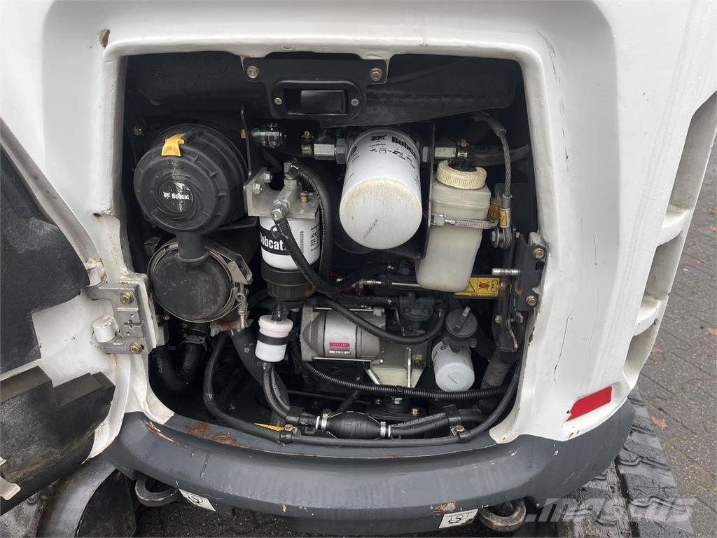 Bobcat E17z 小型挖掘机