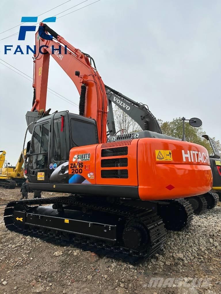 hiatchi zx200 履带挖掘机
