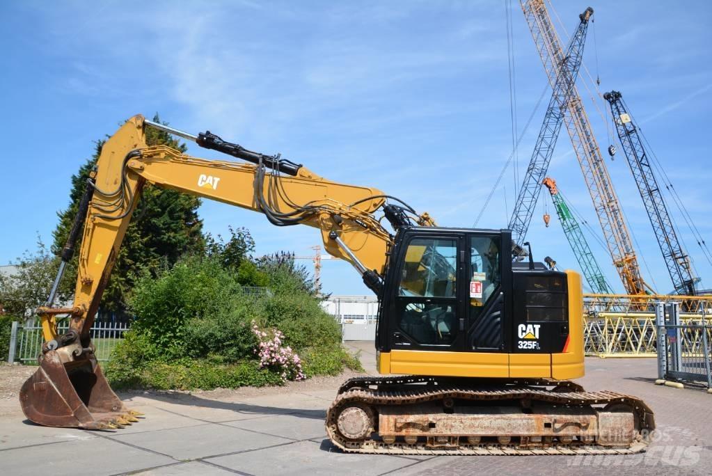 CAT 325 FL CR 履带挖掘机