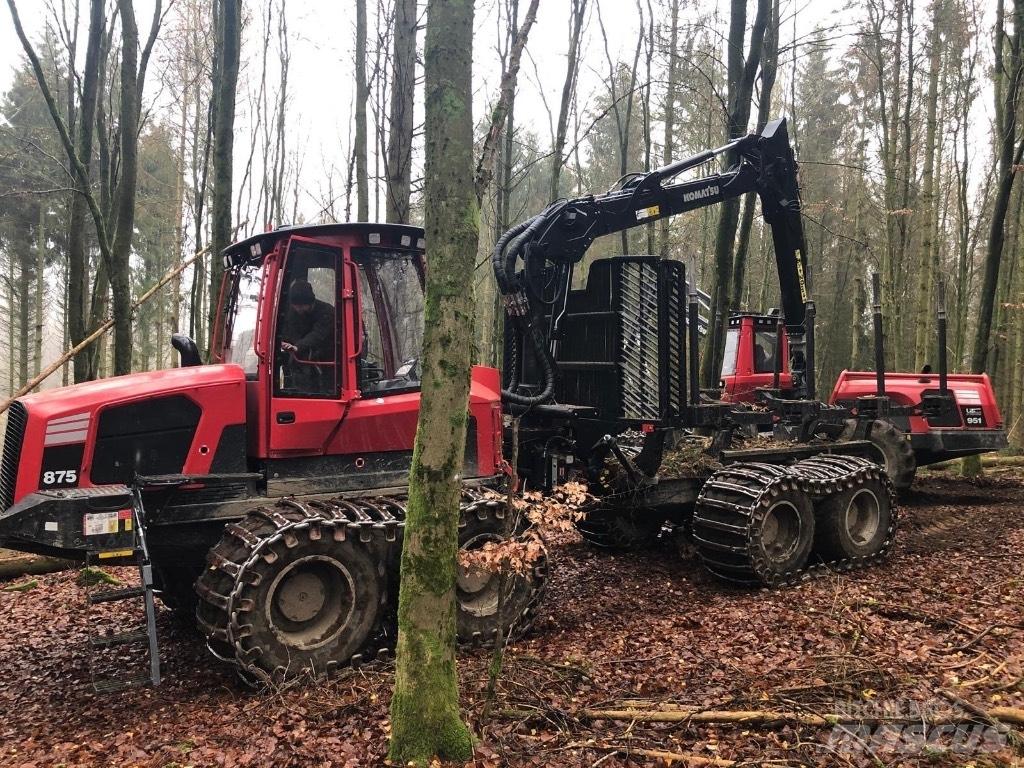Komatsu 875 集运机