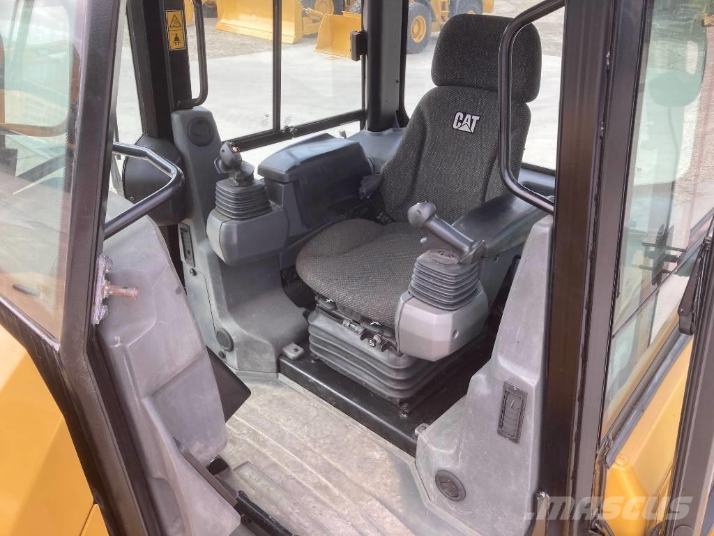 CAT D 6 K 2 LGP 履带式推土机