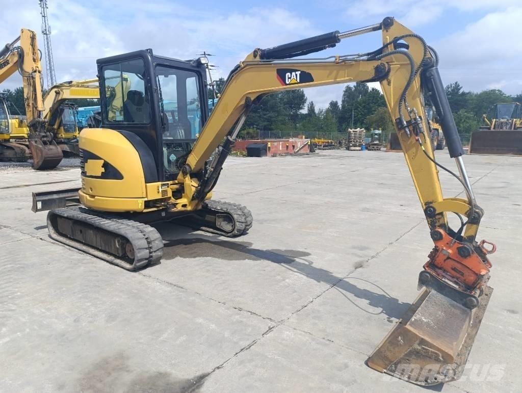 CAT 304 D 小型挖掘机