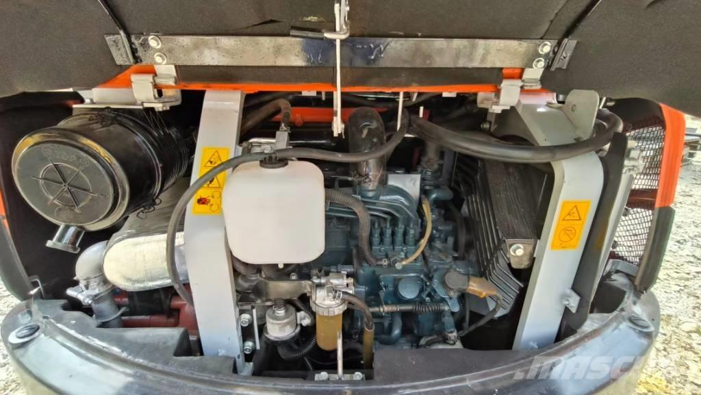 Kubota U 55-4 小型挖掘机