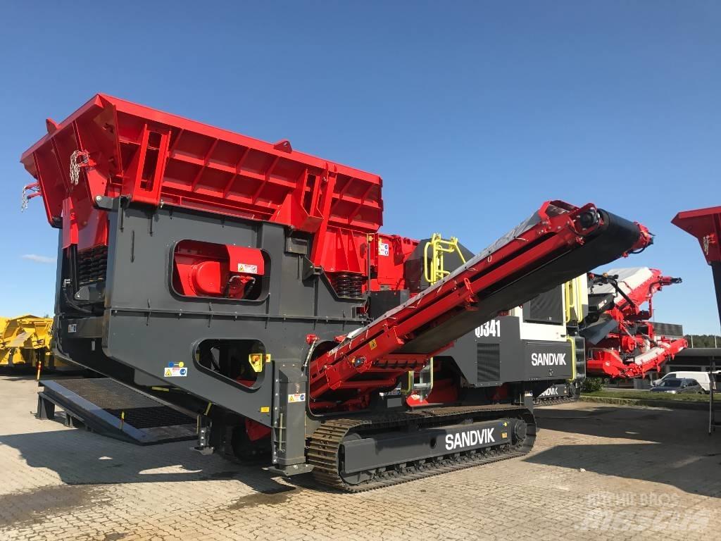 Sandvik QJ 341 移动式破碎机