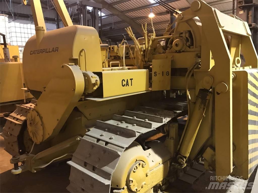 CAT D 6 C 铺管机