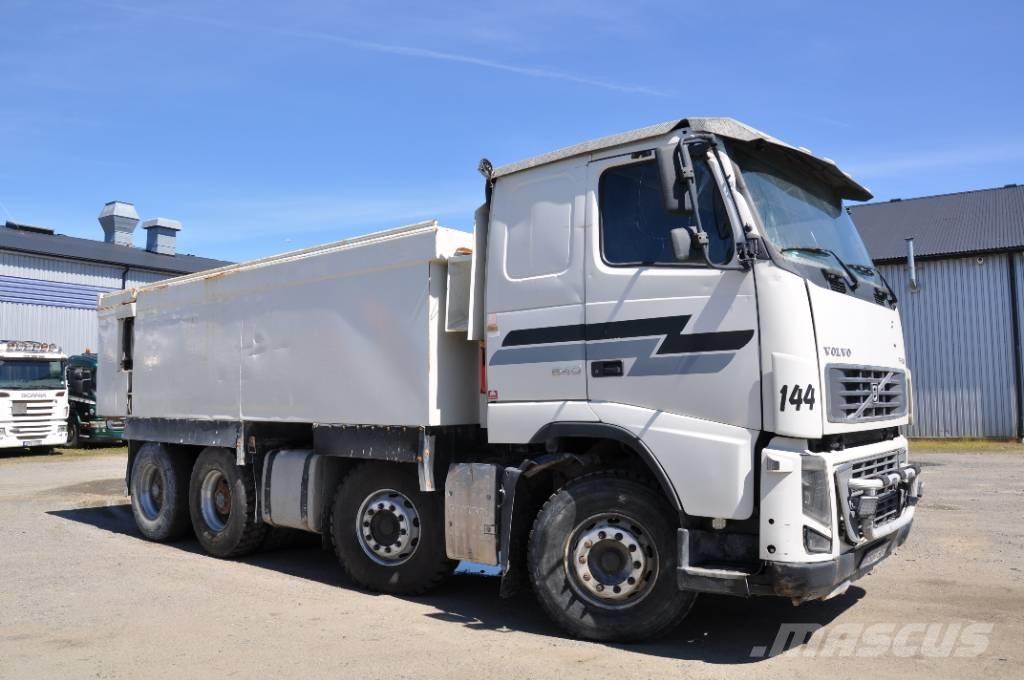 Volvo FH16 550 8X4 自卸式货车