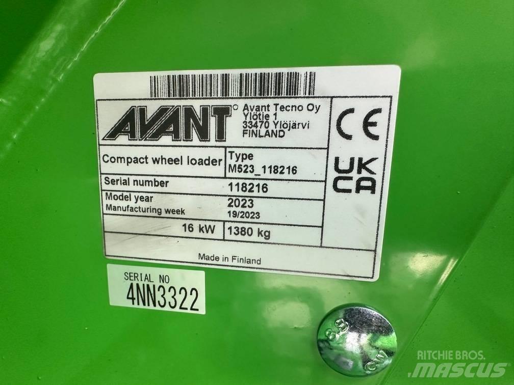 Avant 523 多功能装载机