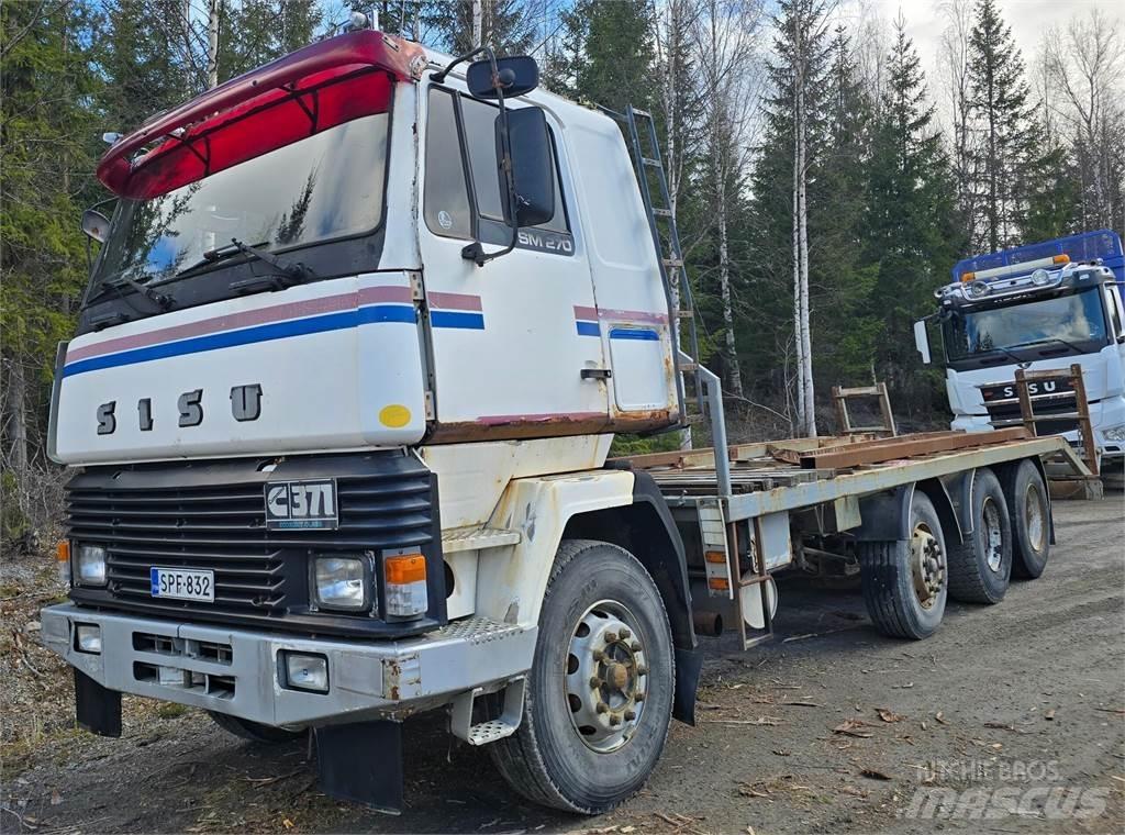 Sisu Sm 270 8X2 林业运输车