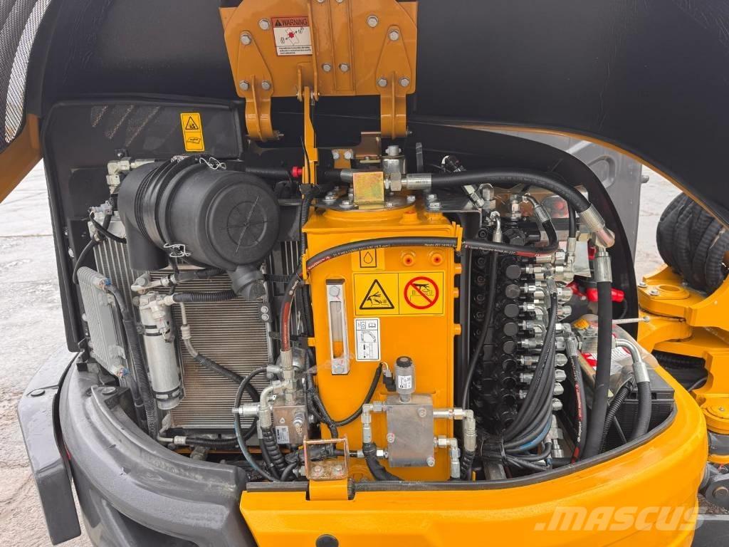 XCMG XE 55 E 小型挖掘机