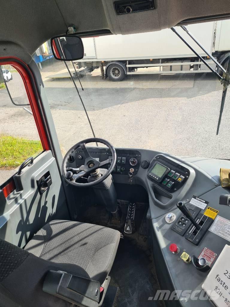 Kalmar TT 612 码头牵引车