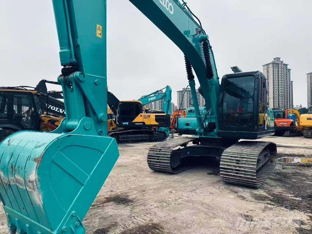 Kobelco SK 200 履带挖掘机