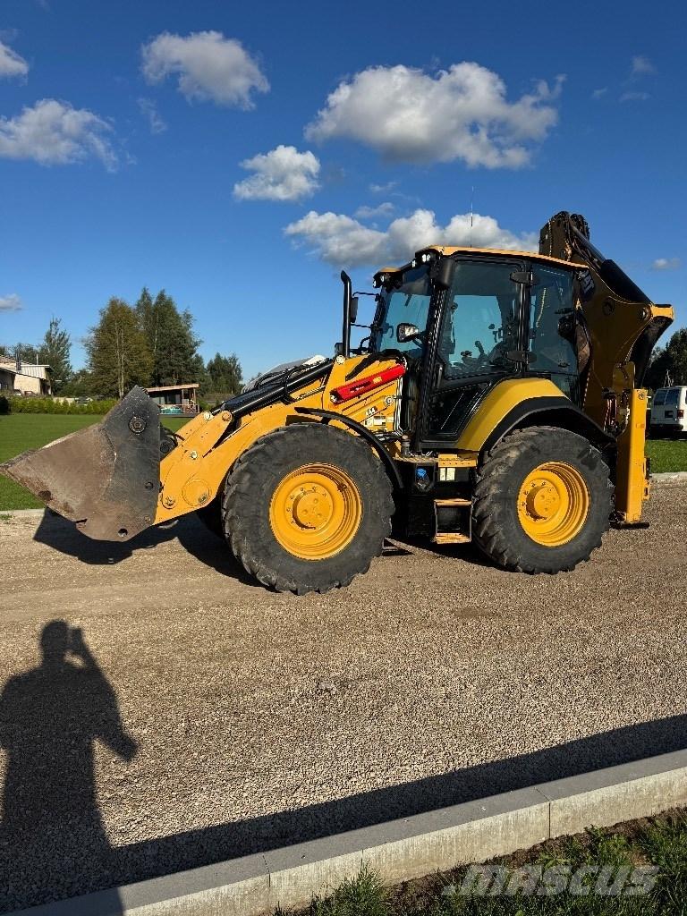 CAT 444 反铲装载机