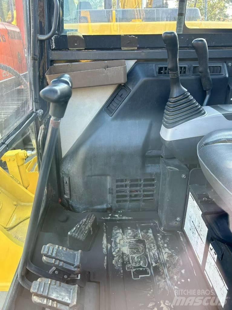 Komatsu PC 56 履带挖掘机