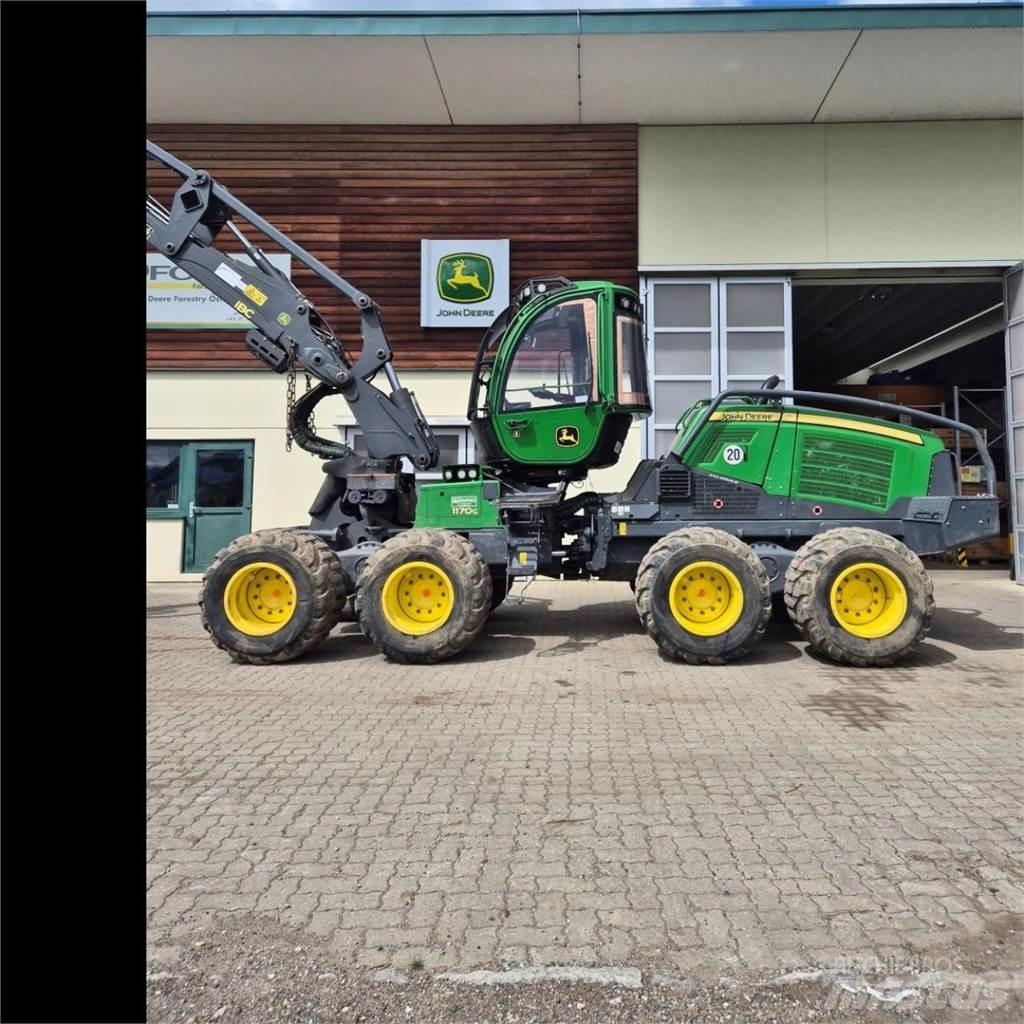 John Deere 1170 G 收割机