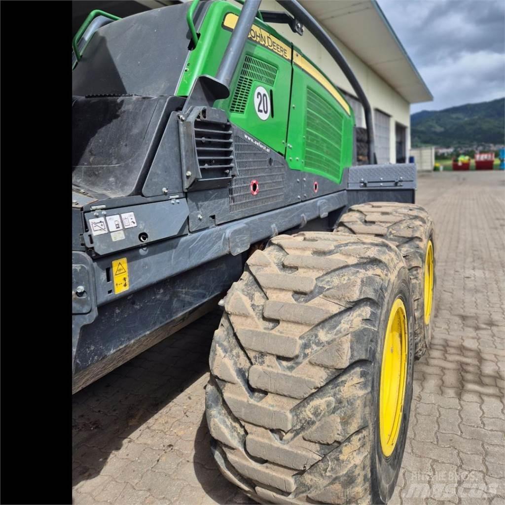 John Deere 1170 G 收割机