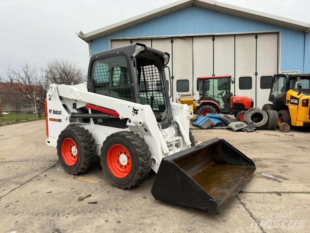 Bobcat S 550 滑移装载机