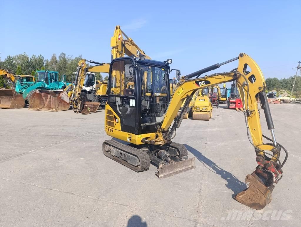 CAT 301.7 D 小型挖掘机