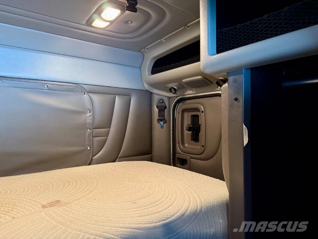 Peterbilt 389 牵引车