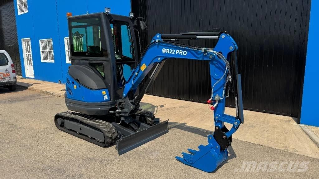 Rippa R22 PRO 小型挖掘机