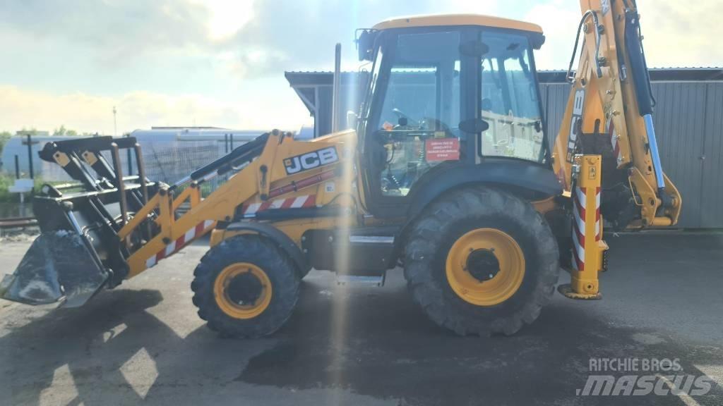 JCB 3 CX 14M3WM 反铲装载机